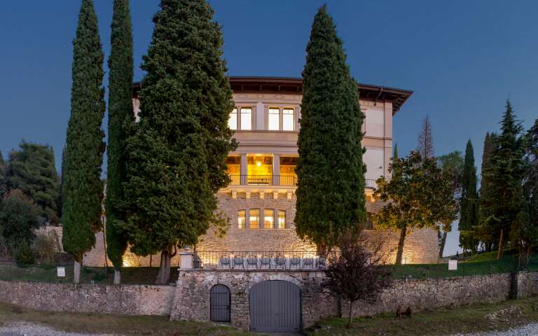 Villa Tira, luxury villa fore rent by Lake Garda