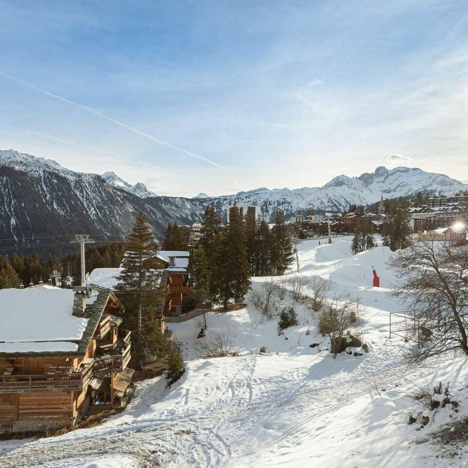 luxury alpine retreat Chalet Bois de Rose for rent for mountain getaway in Courchevel, French Alps
