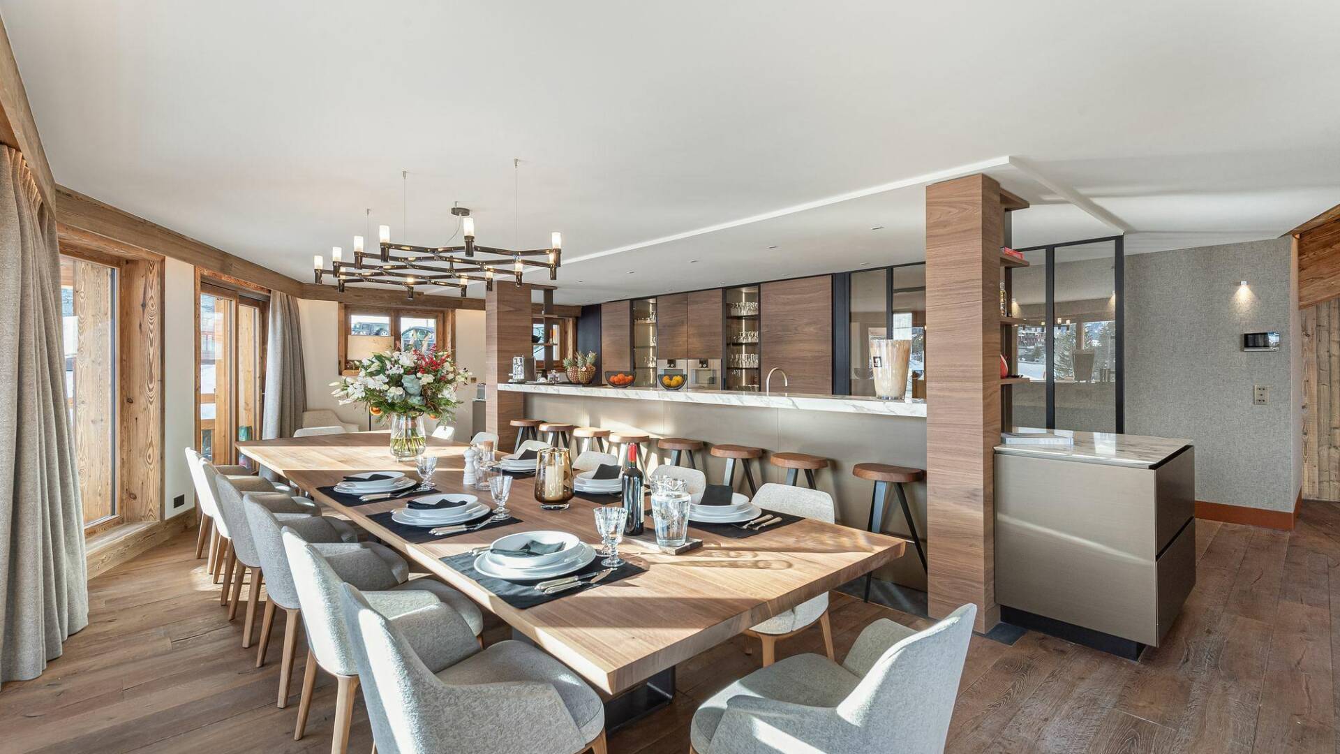 luxury ski resort Chalet Bois de Rose for rent for mountain getaway in Courchevel, French Alps