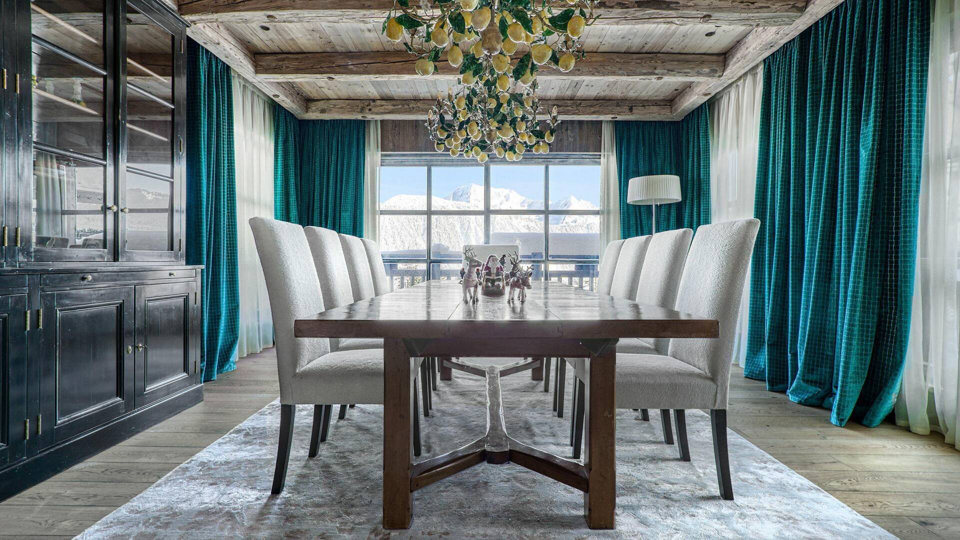 exclusive dining room