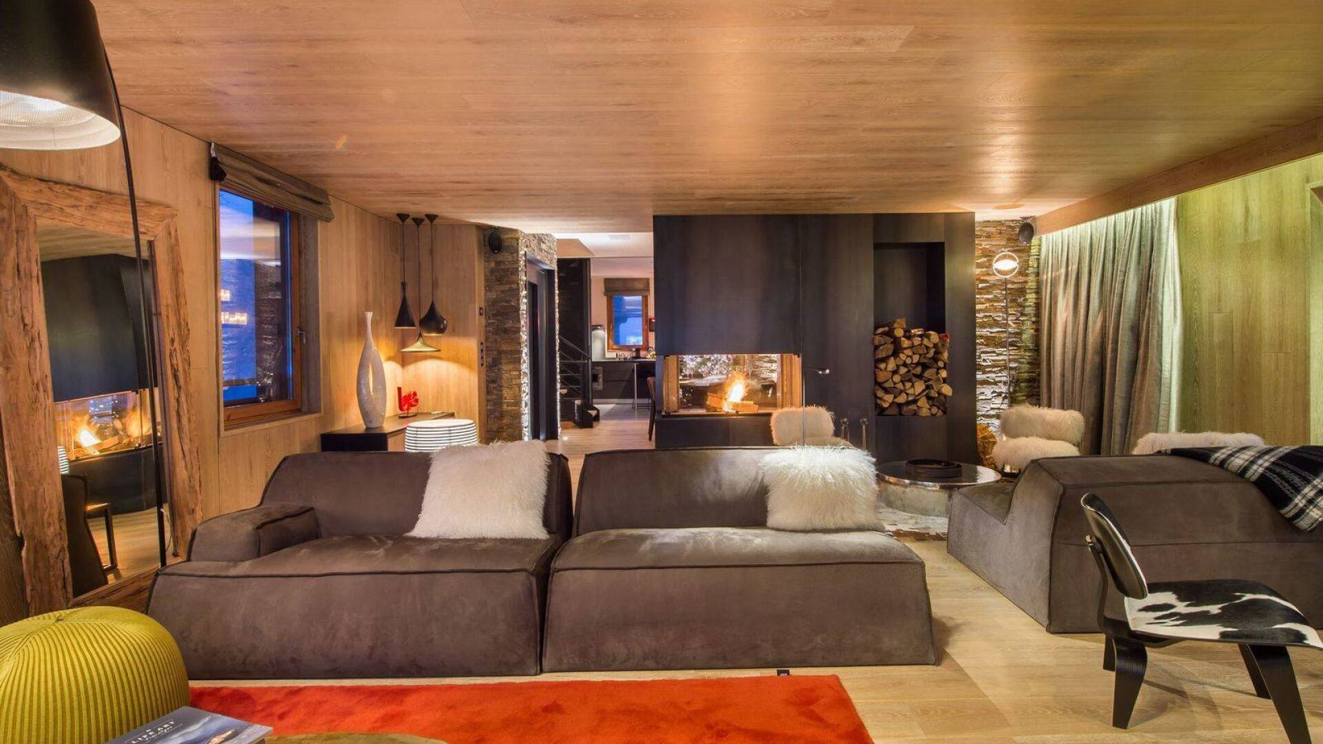 luxury ski resort Chalet Mauriac for weekly rentals in Courchevel 1850, French alps