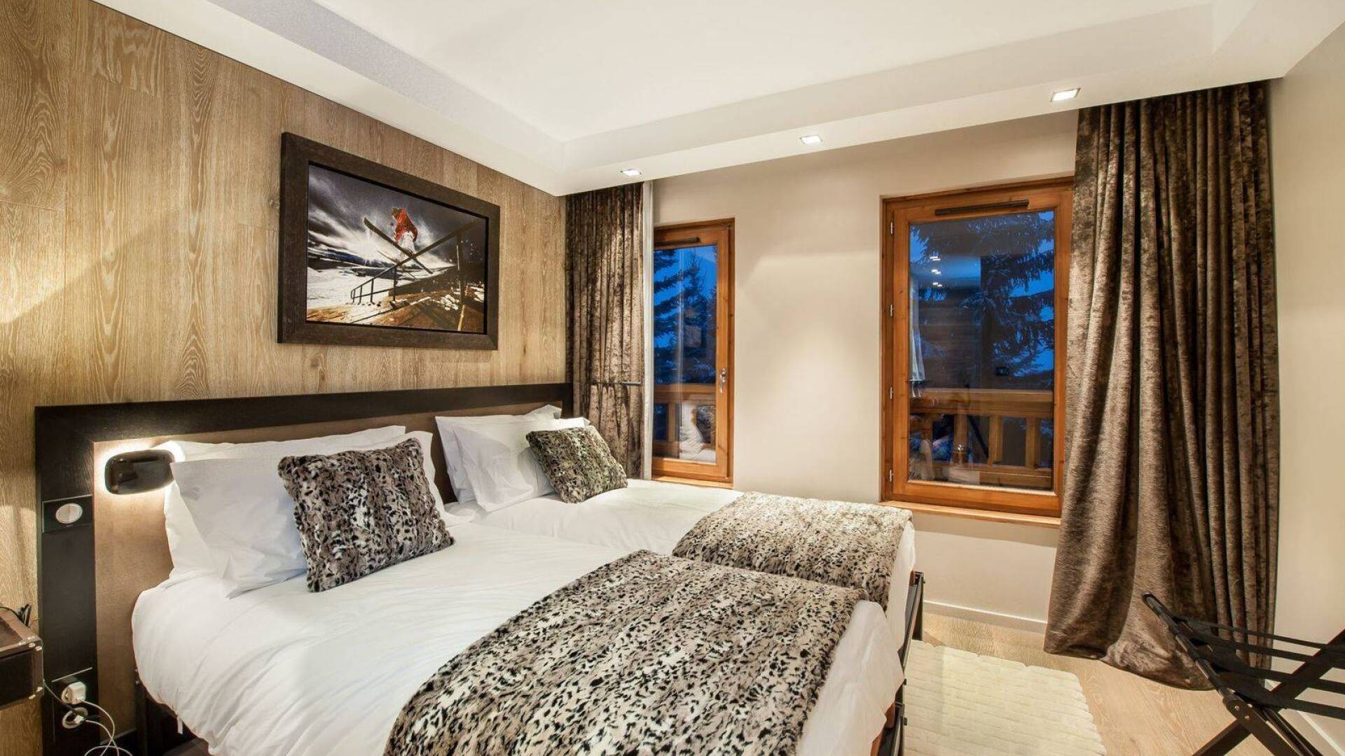 luxury ski resort Chalet Mauriac for weekly rentals in Courchevel 1850, French alps