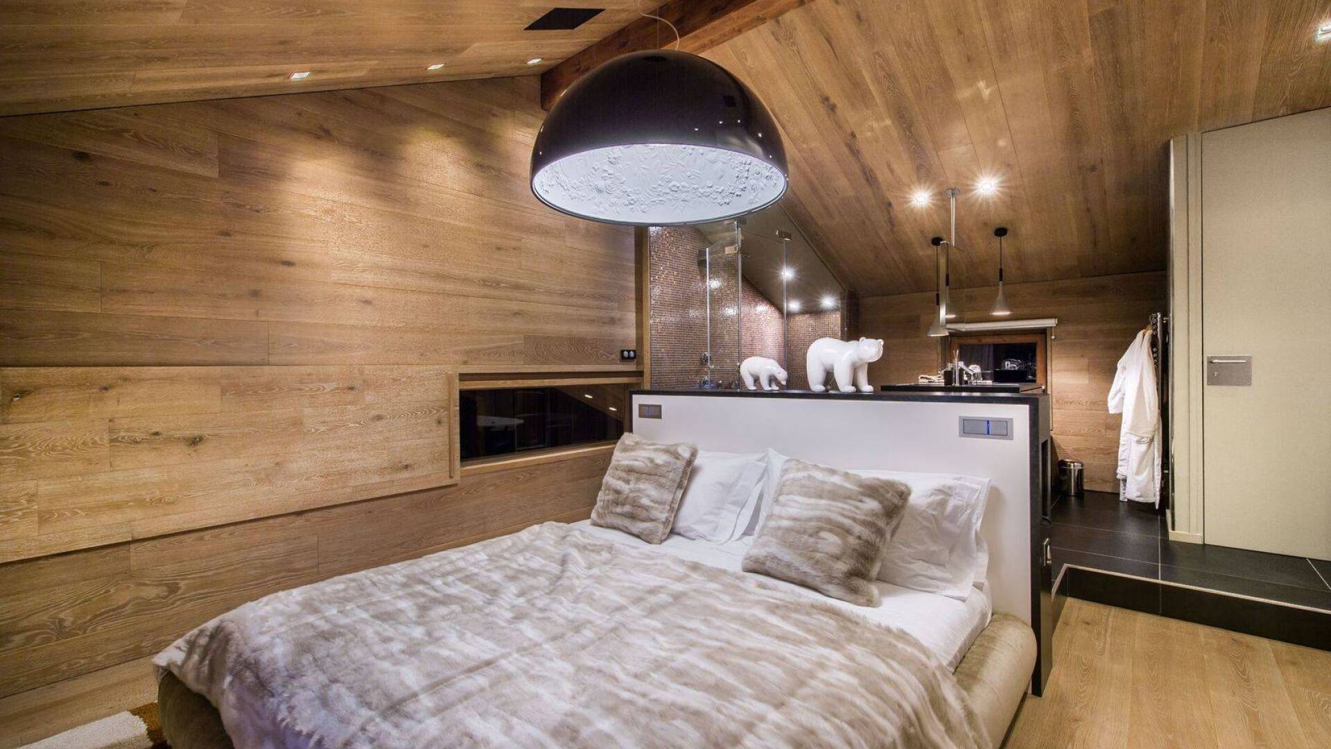 spacious double bedroom