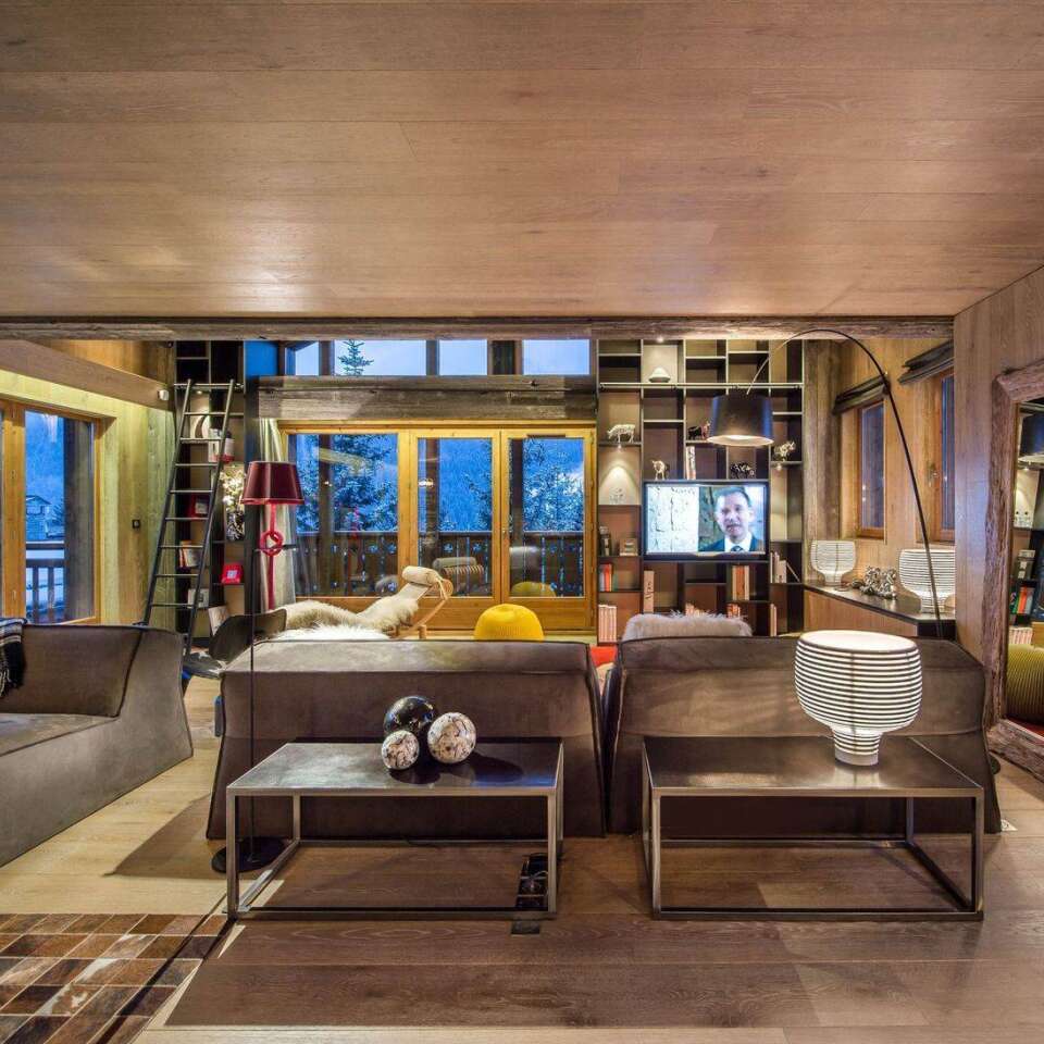 exclusive contemporary living room with TV