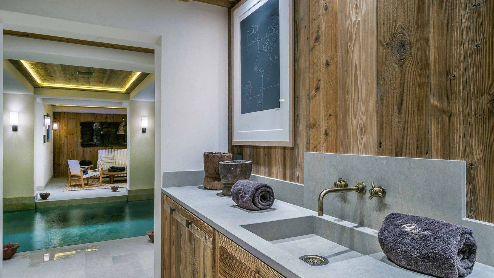 luxury ski resort chalet Sapin de Douglas for rent in Courchevel 1850, France