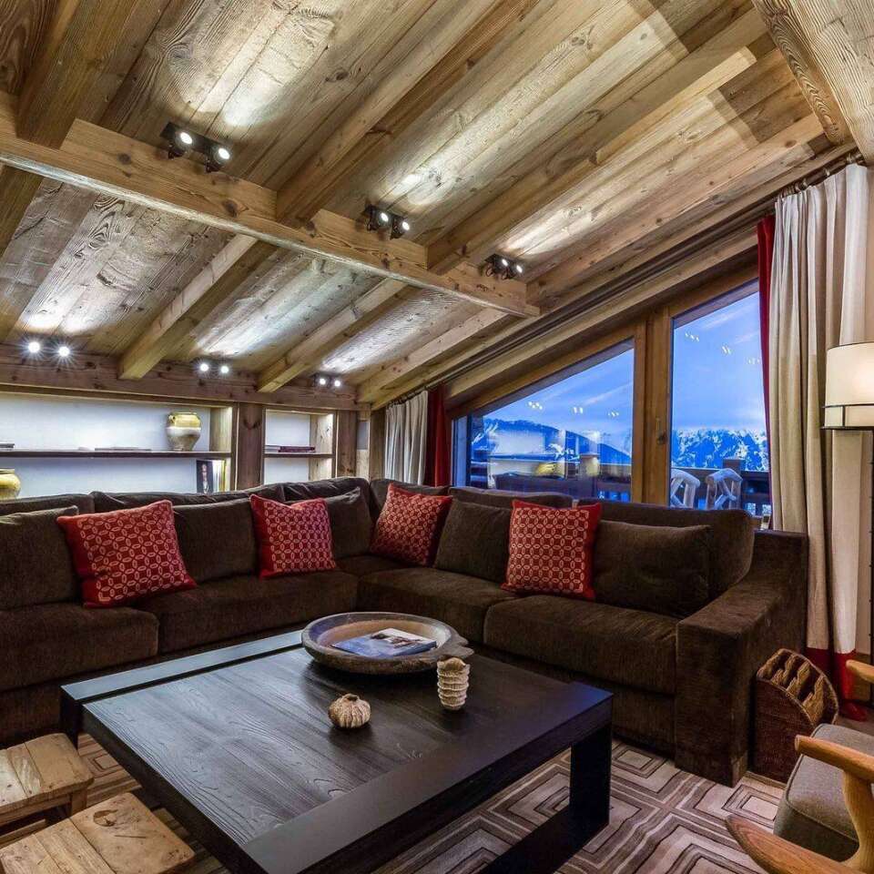 luxury alpine retreat chalet for weekly rentals in Courchevel, French Alps