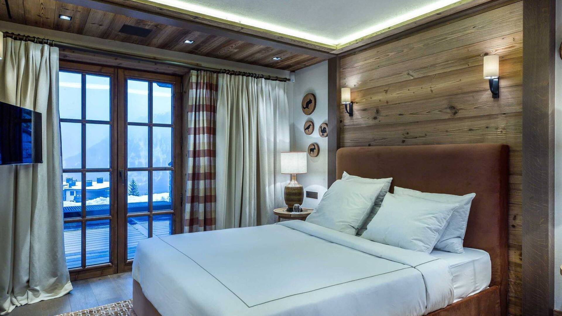 double bedroom with balcony