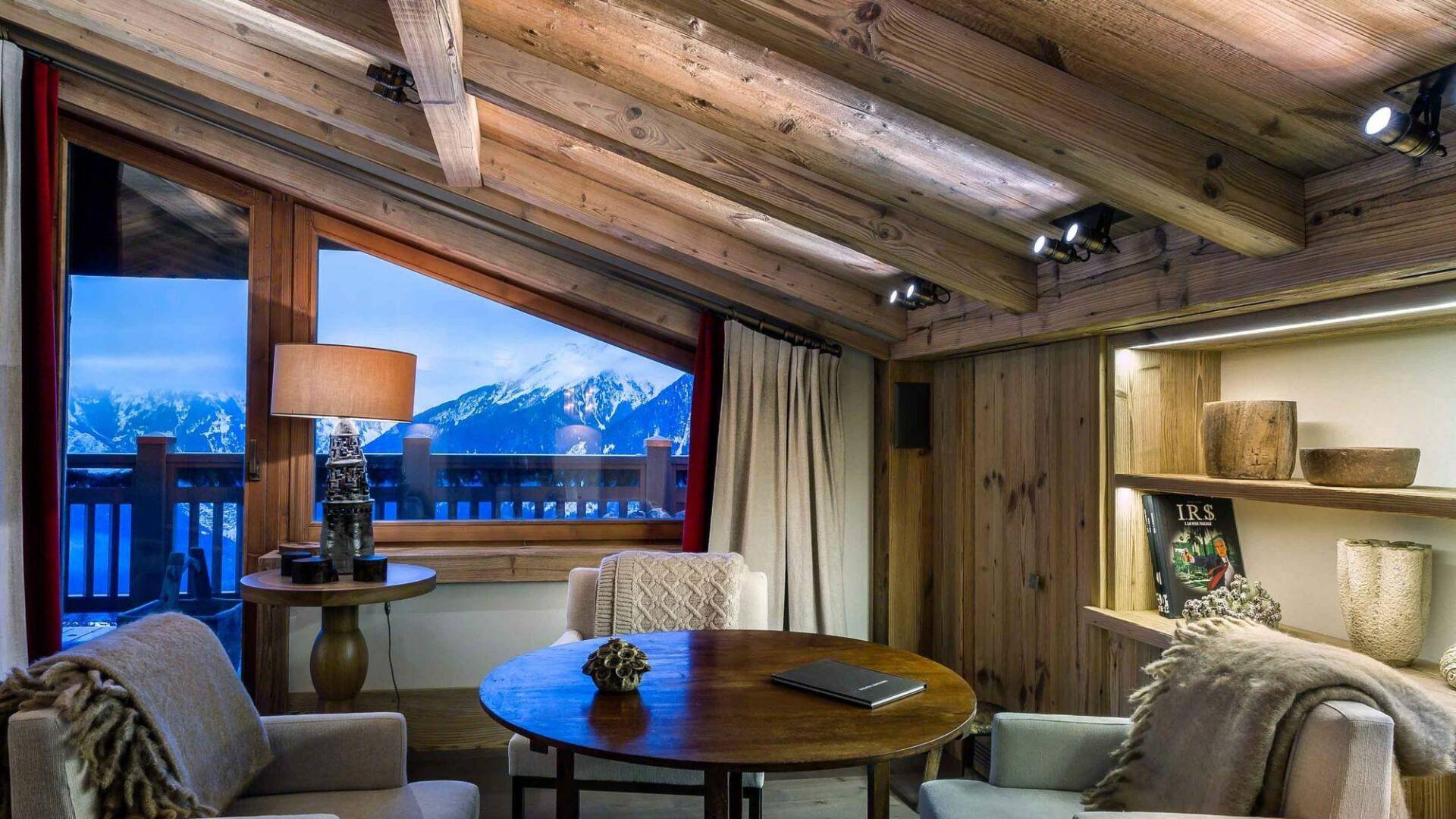 living room with access to outdoor balcony