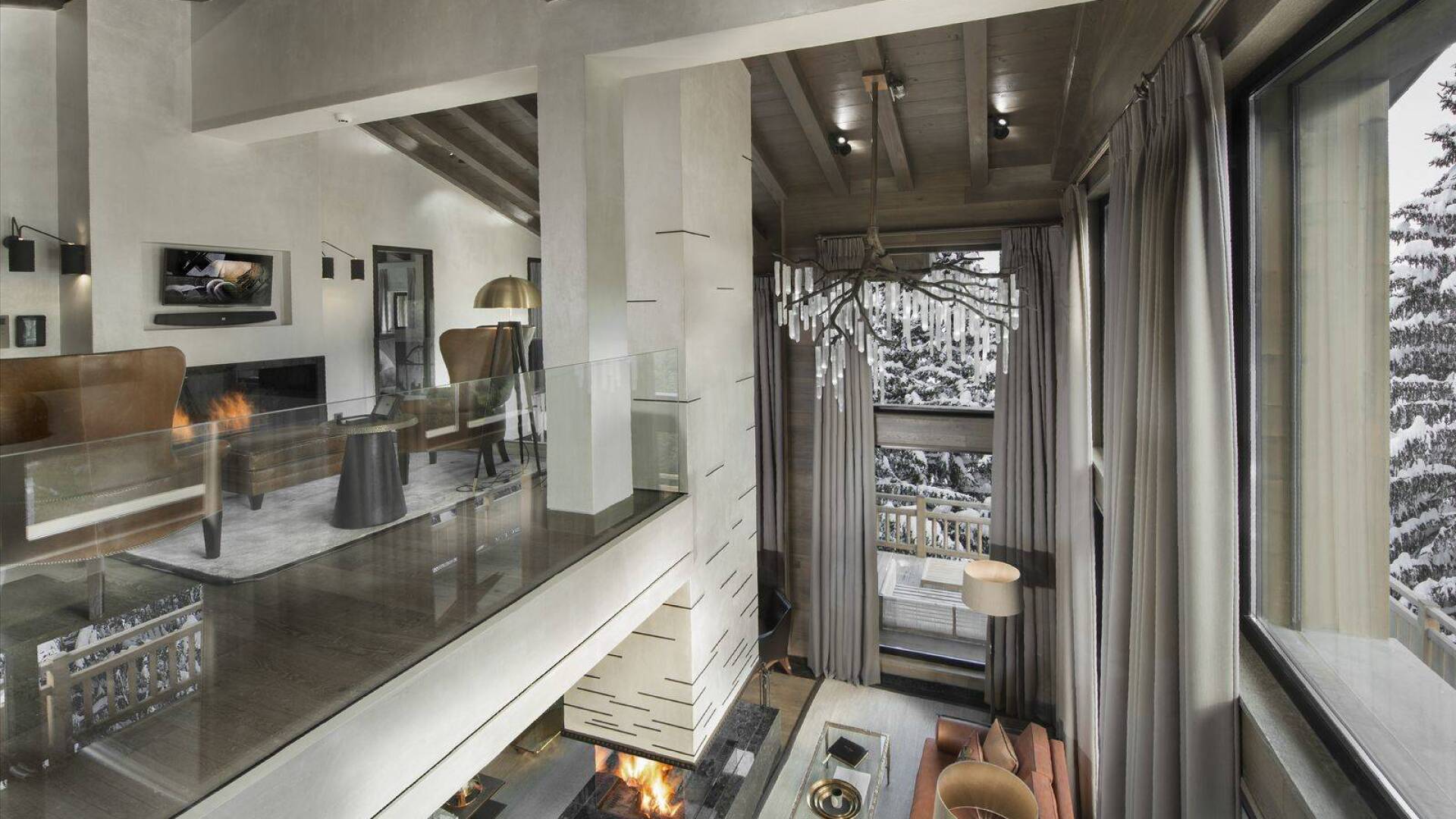luxury alpine retreat chalet Cèdre Rouge for weekly rentals in Courchevel, France