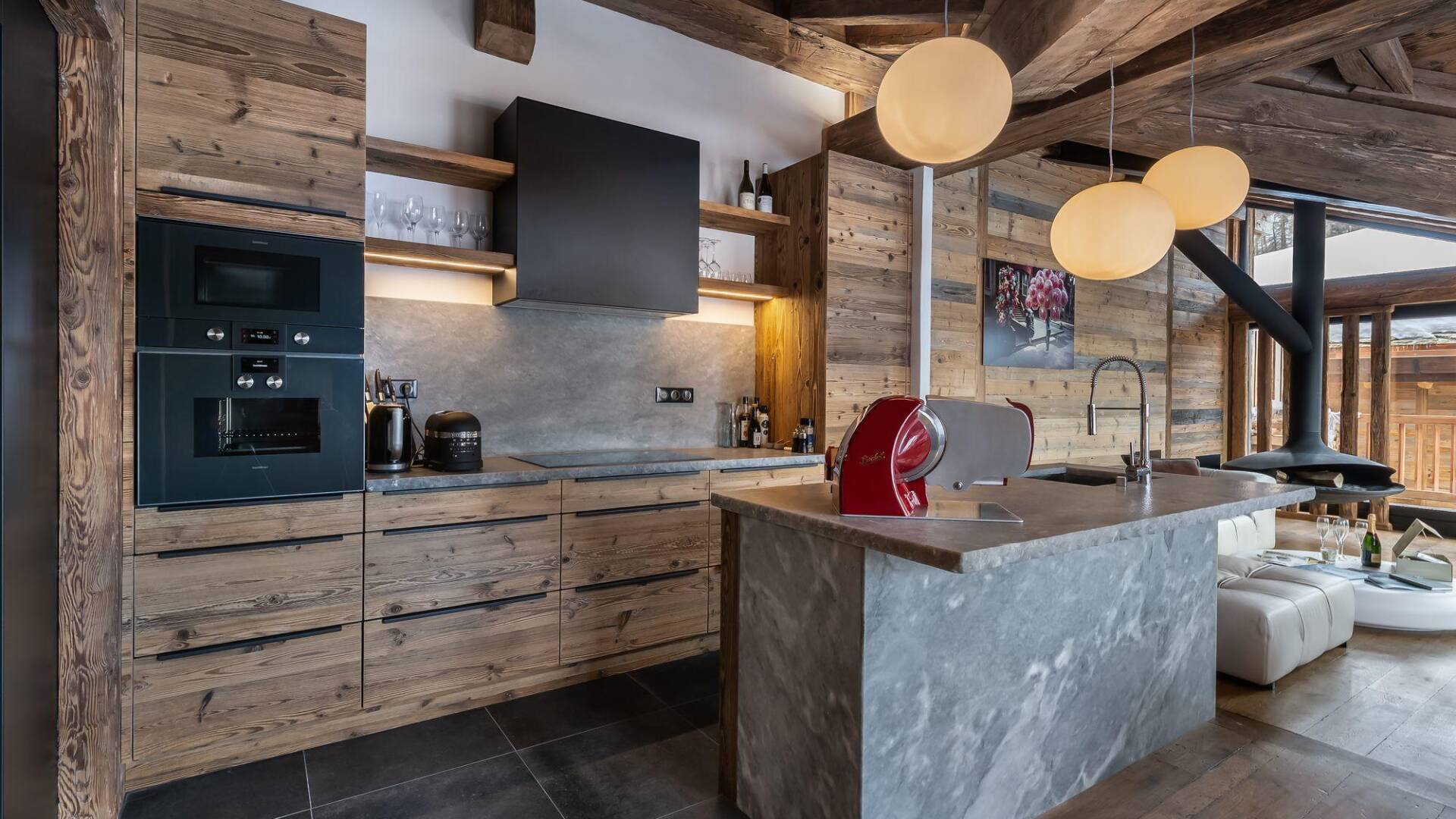 luxury ski resort Chalet Poirier for rent in France