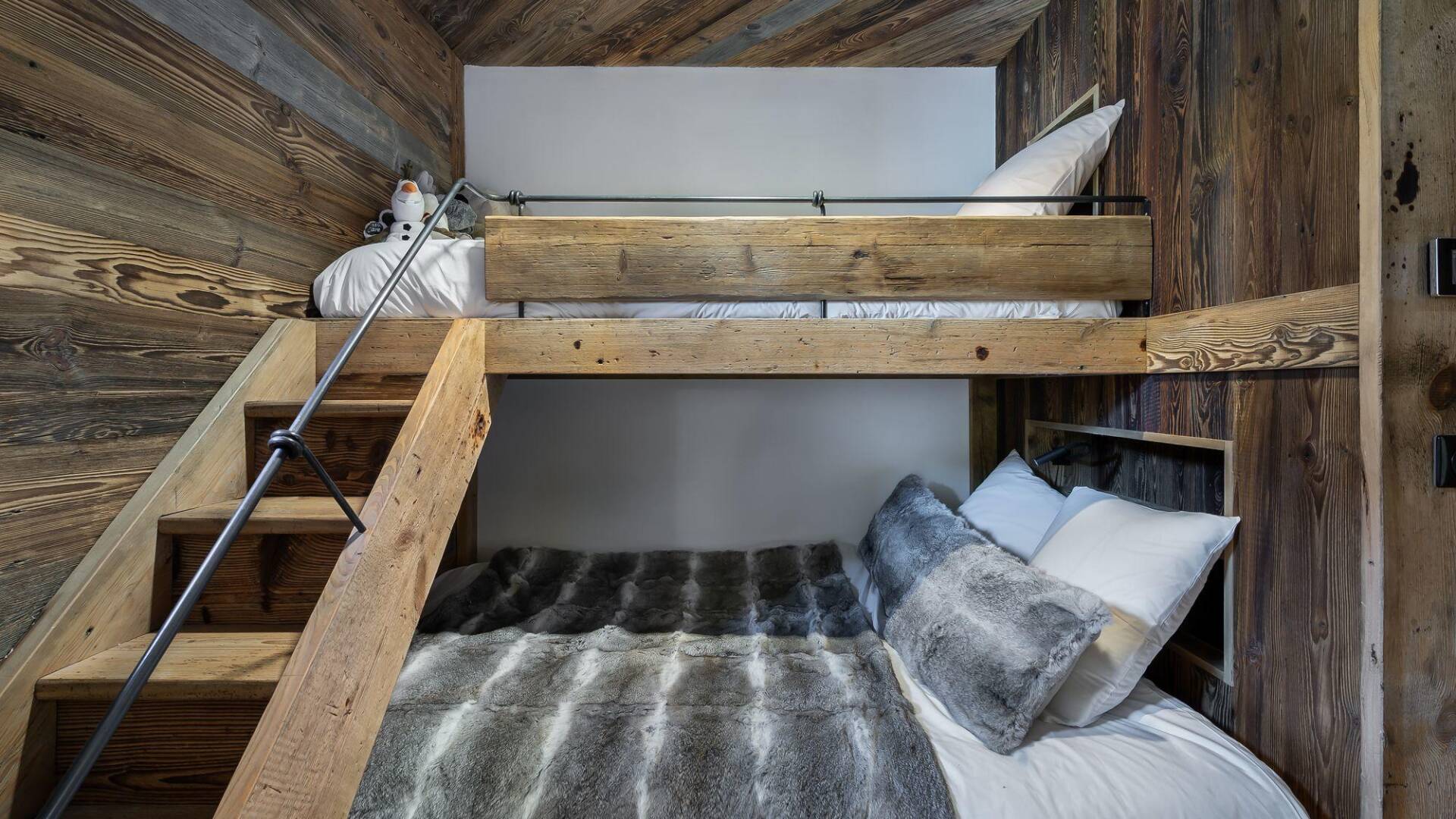 children's bedroom with bunk beds