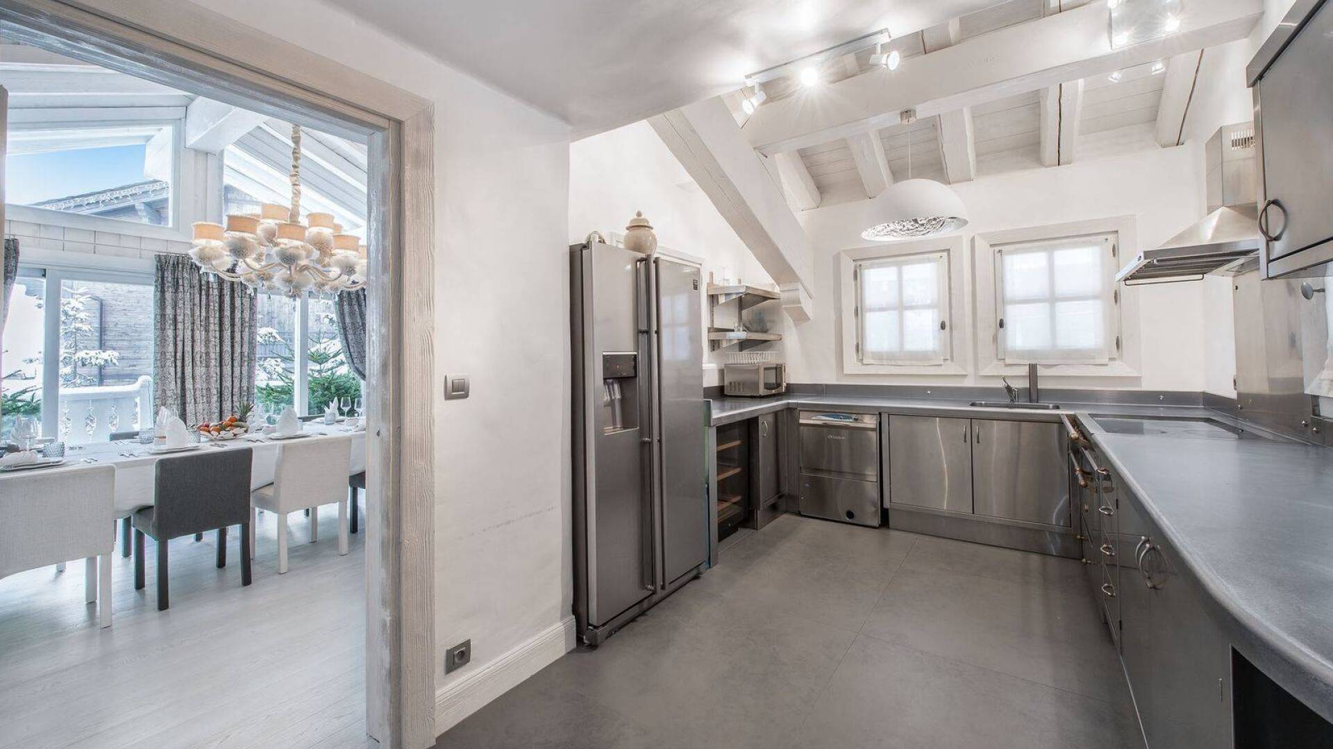 fully equipped modern kitchen