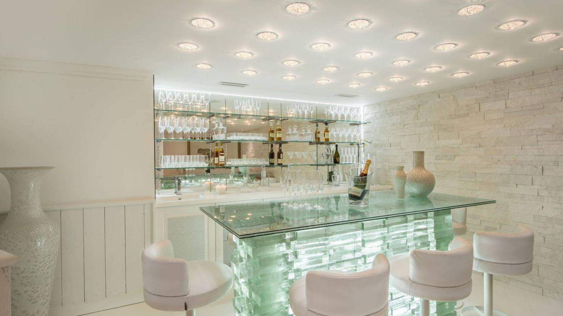 crystal counter bar