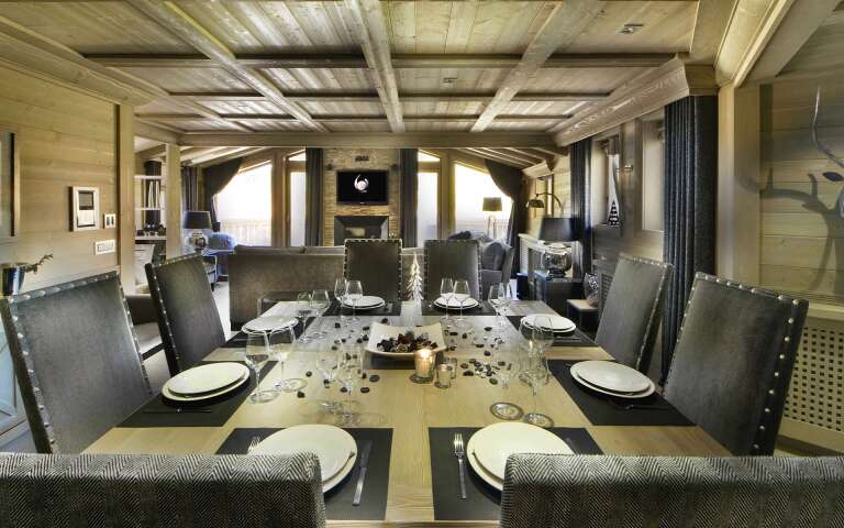 glamorous open space with living and dining area