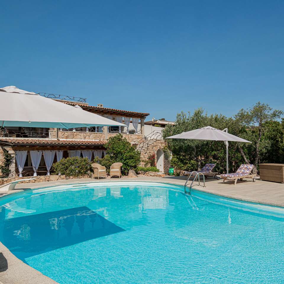 luxury vacation villa Teodora for weekly rentals in Sardinia