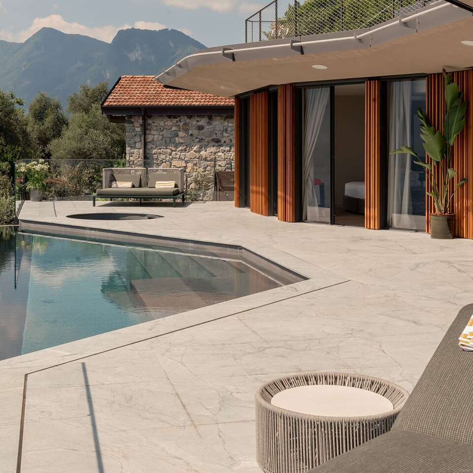 luxury vacation villa Ornella for weekly rentals in Lake Como area, Italy