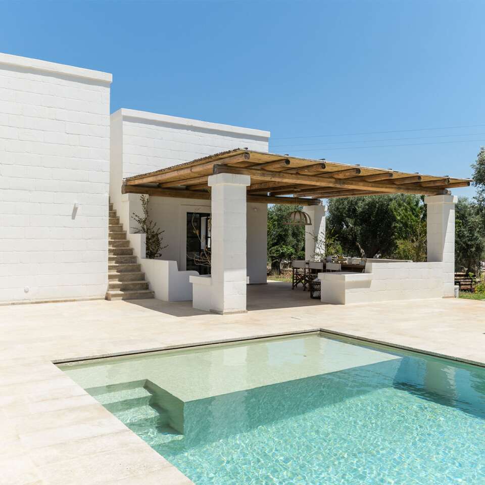 luxury villa Melarossa for weekly rentals in Puglia