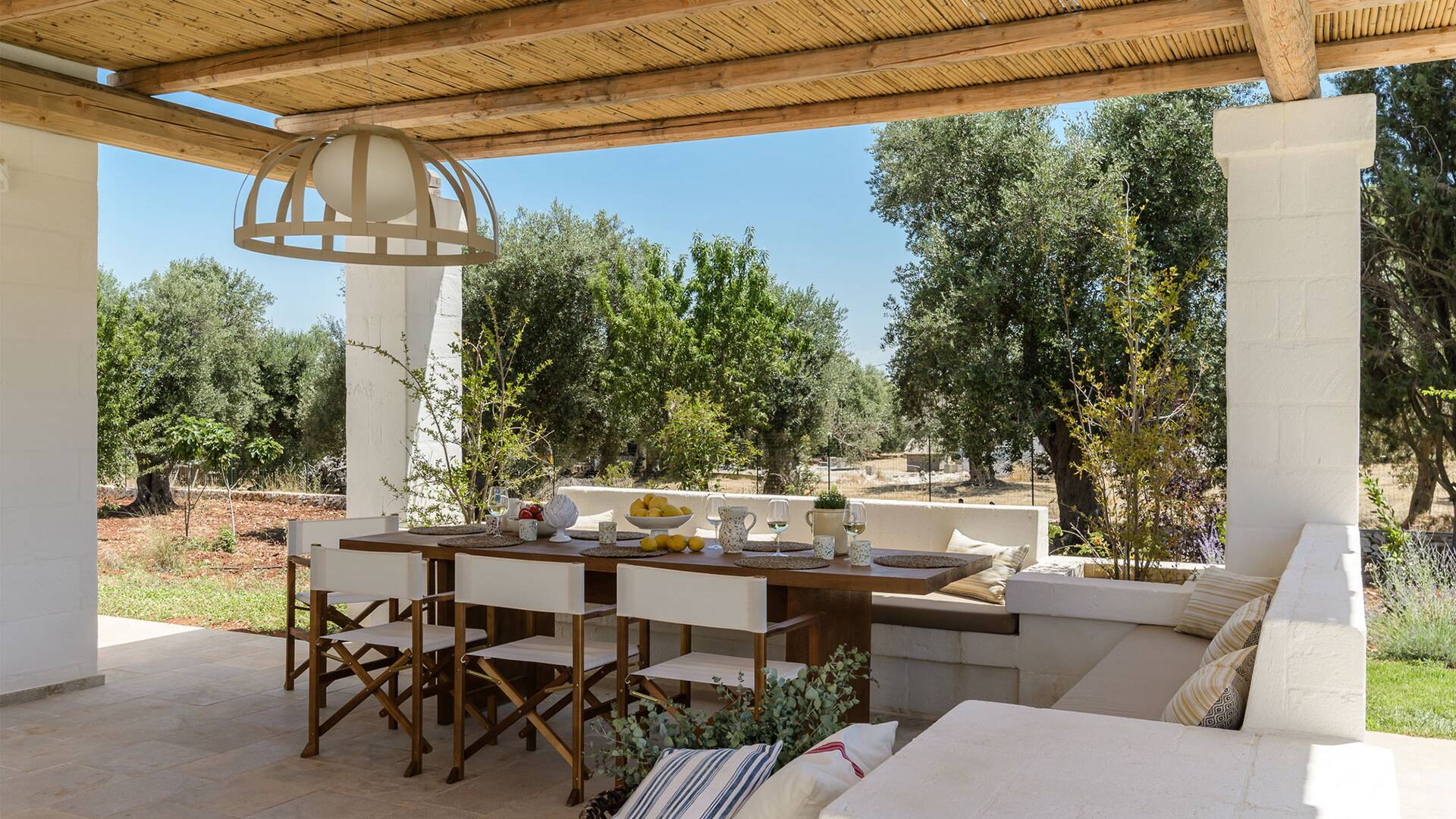luxury villa Melarossa for weekly rentals in Puglia