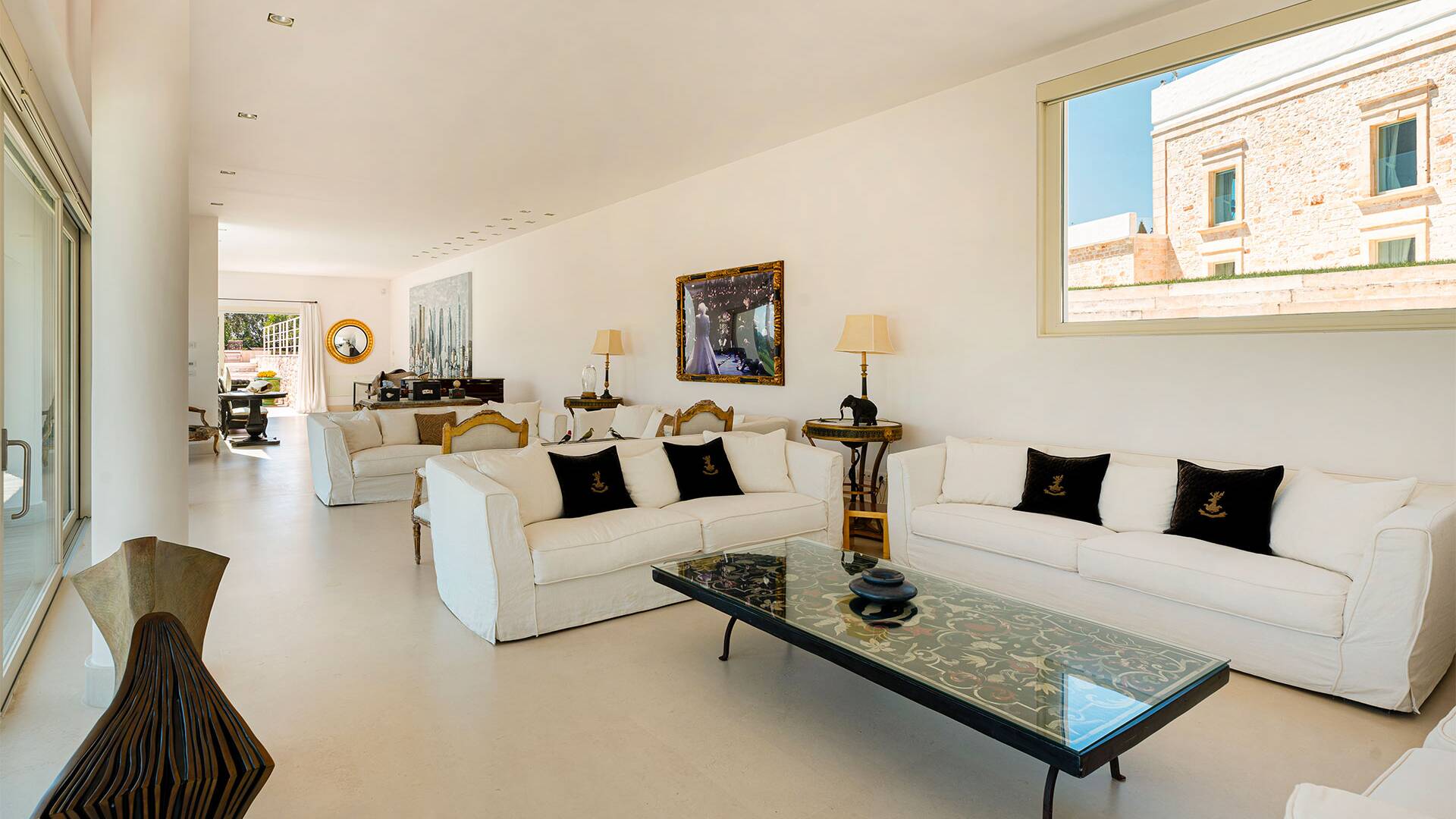 guest house, living room