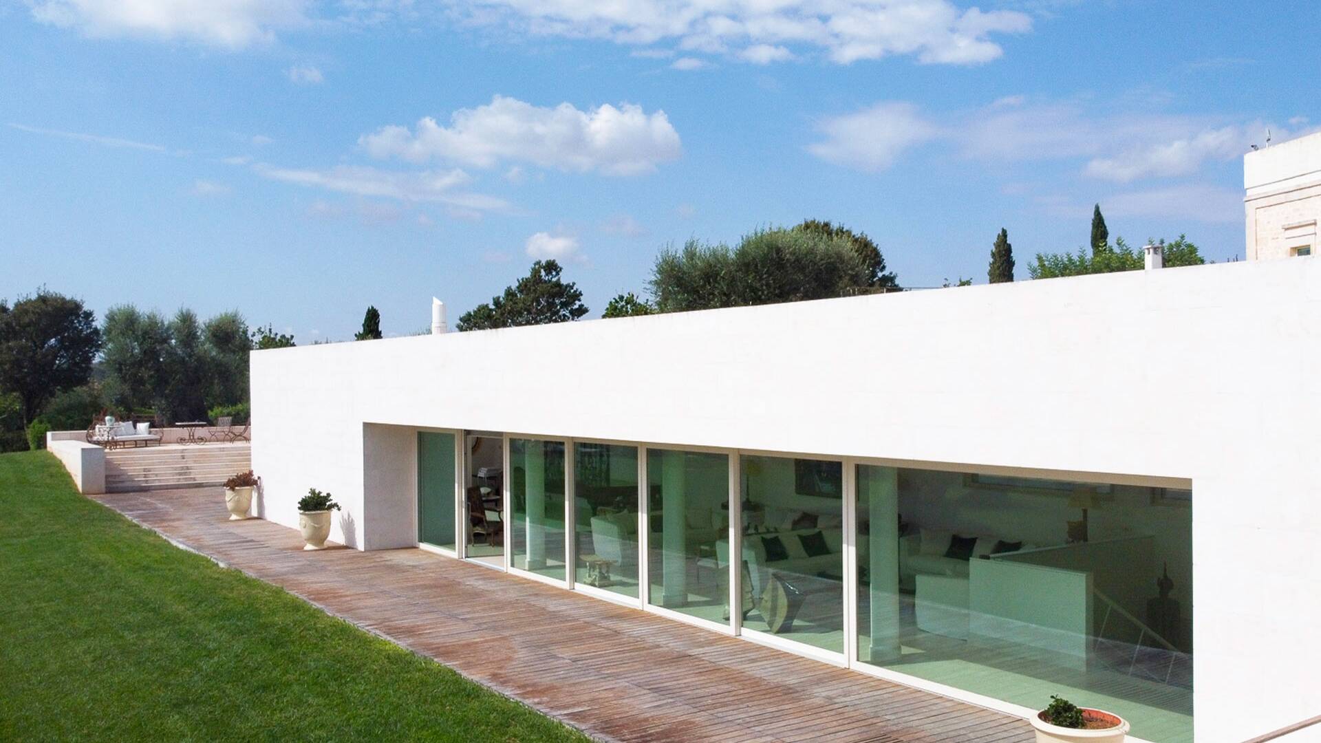 guest house with pool view