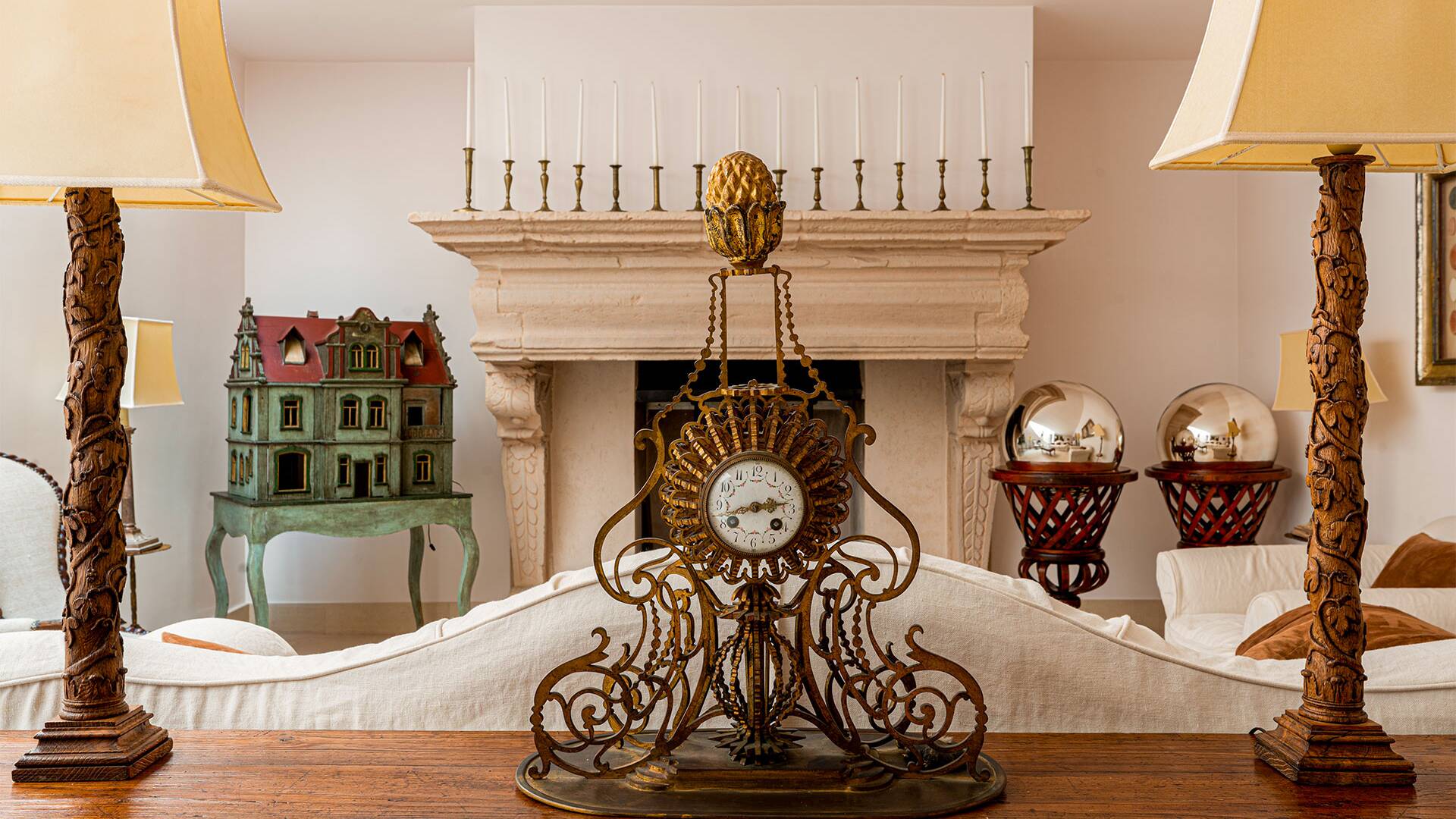 living room details
