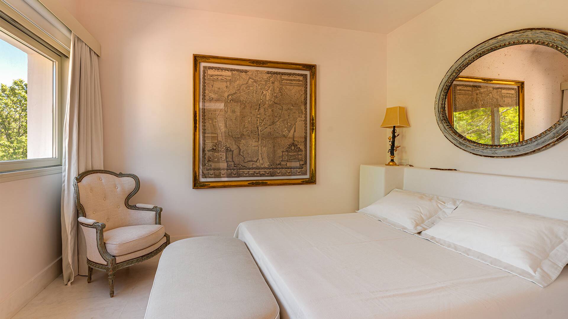guest house, several steps up bedroom