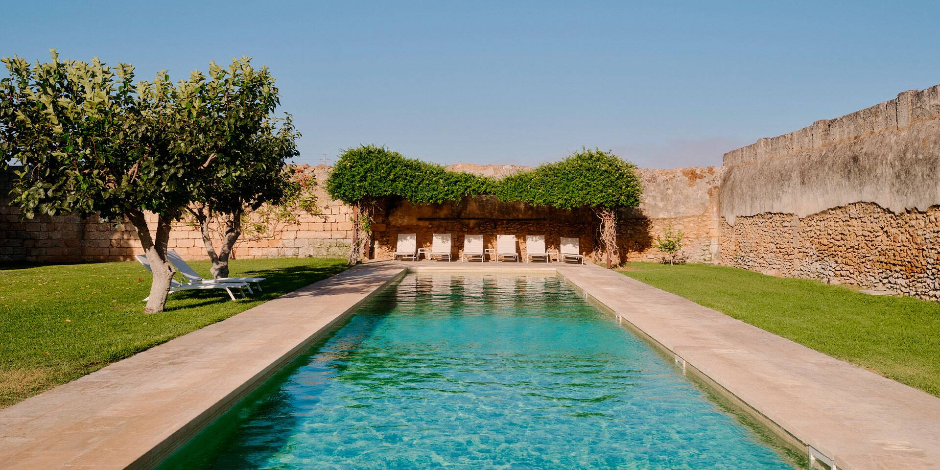 villa sale