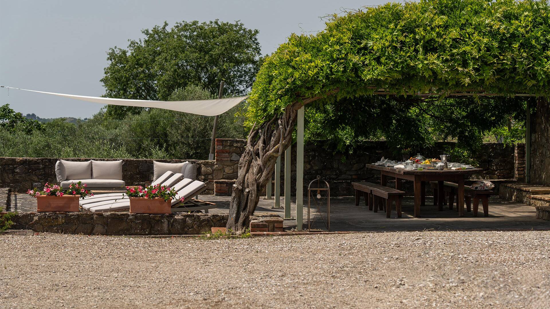 covered pergola