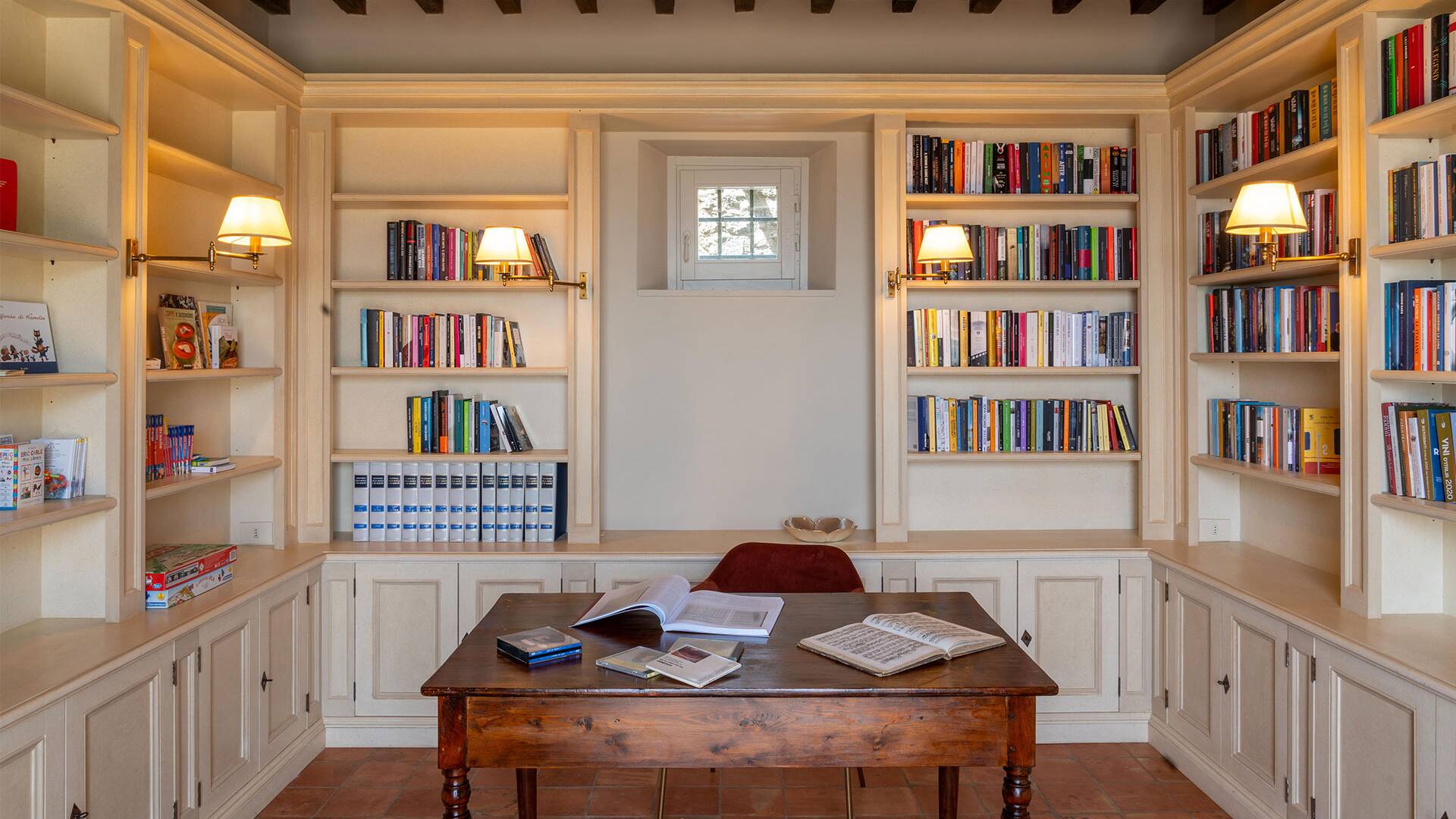 ground floor, studio room
