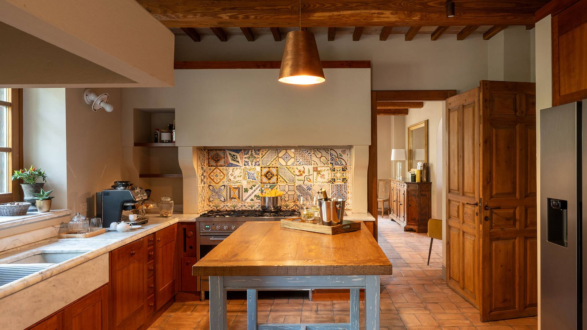 ground floor, fully equipped kitchen