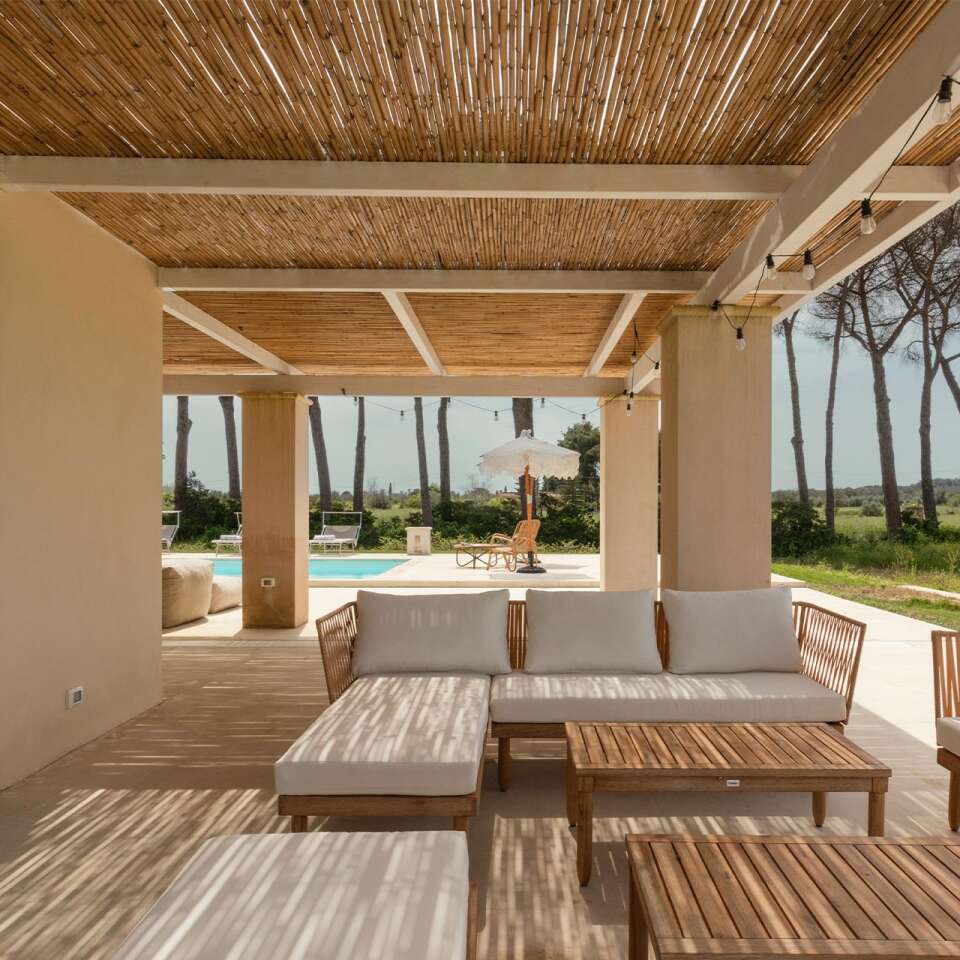 outdoor covered lounge space