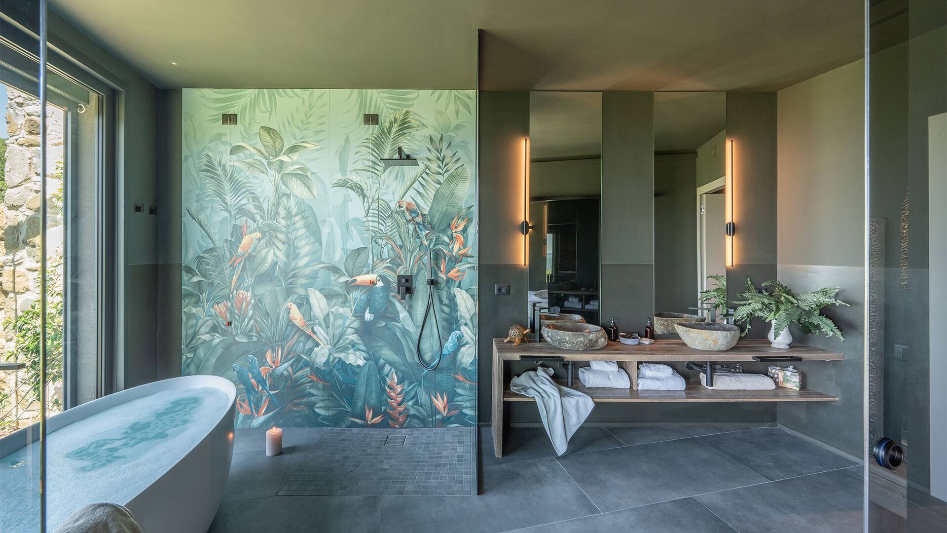master bedroom, en suite bathroom