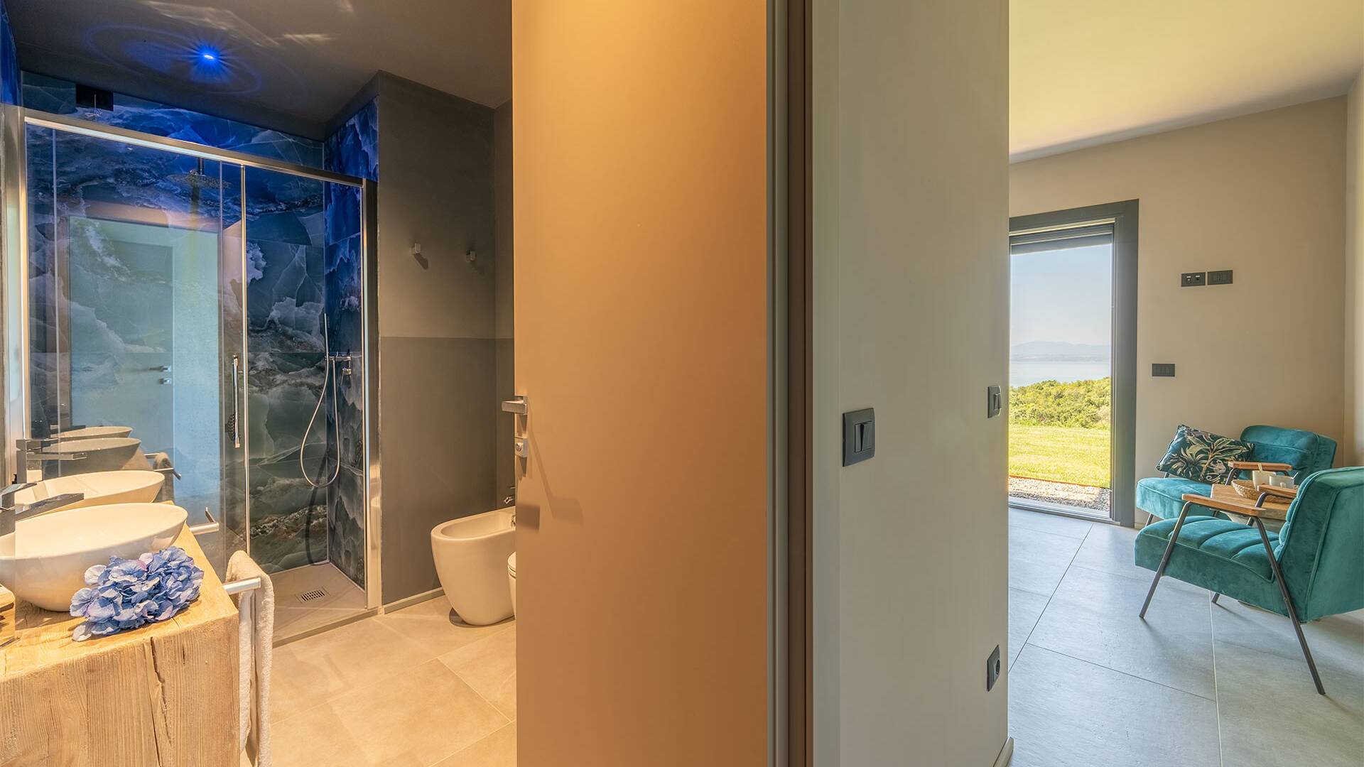 bedroom 1, en suite bathroom