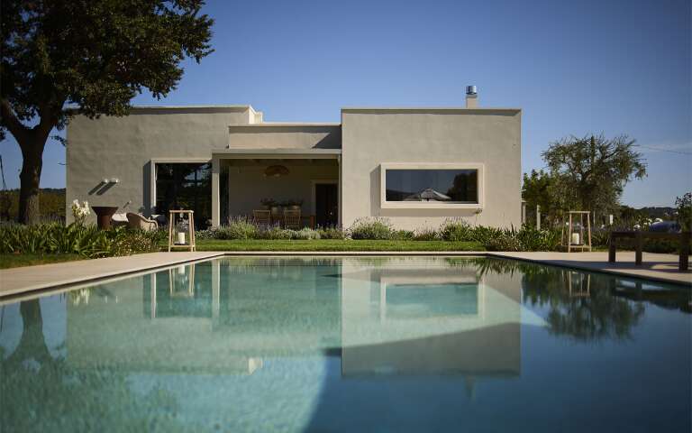 luxury vacation villa Palmea for weekly rentals in Puglia