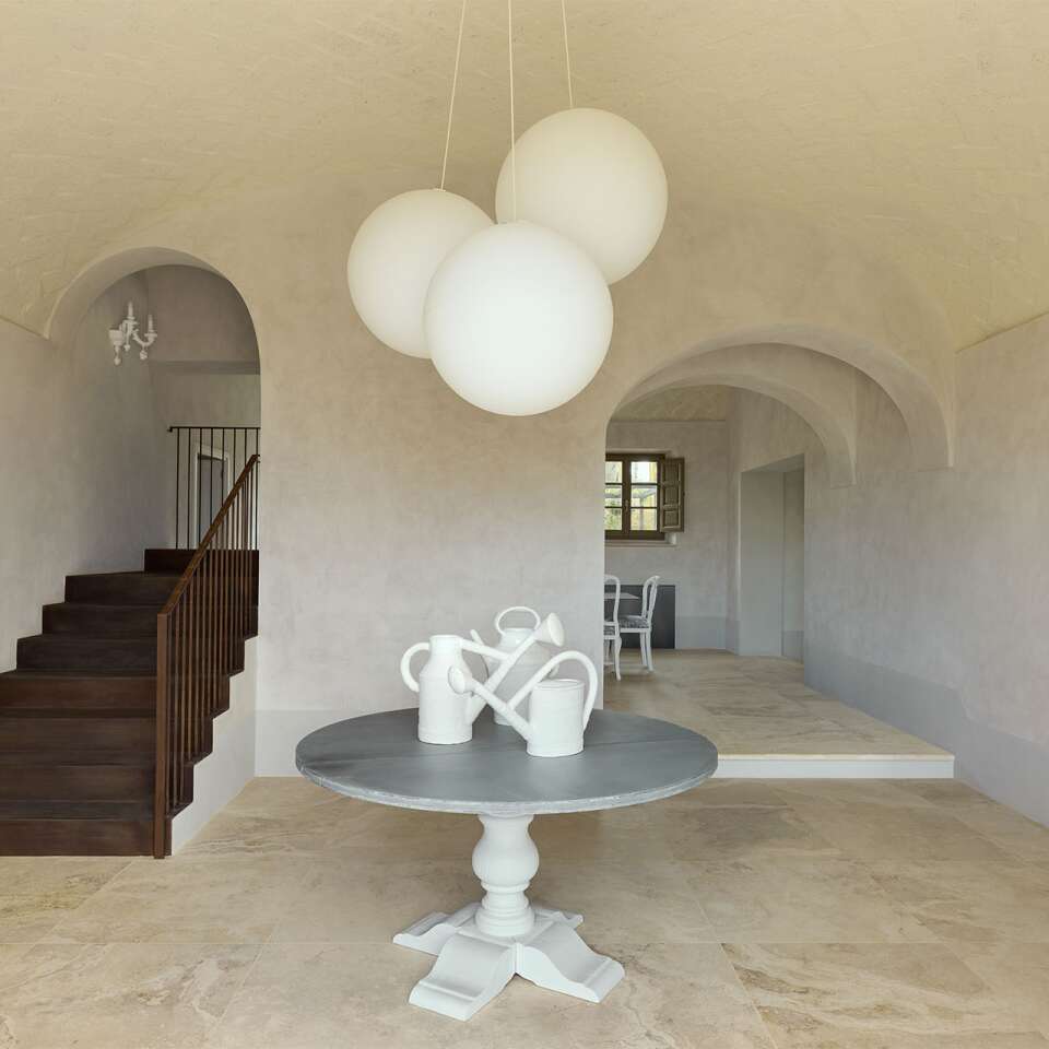 main villa, entrance