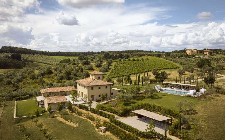 luxury vacation villa Iride for weekly rentals in Tuscany, Chianti area
