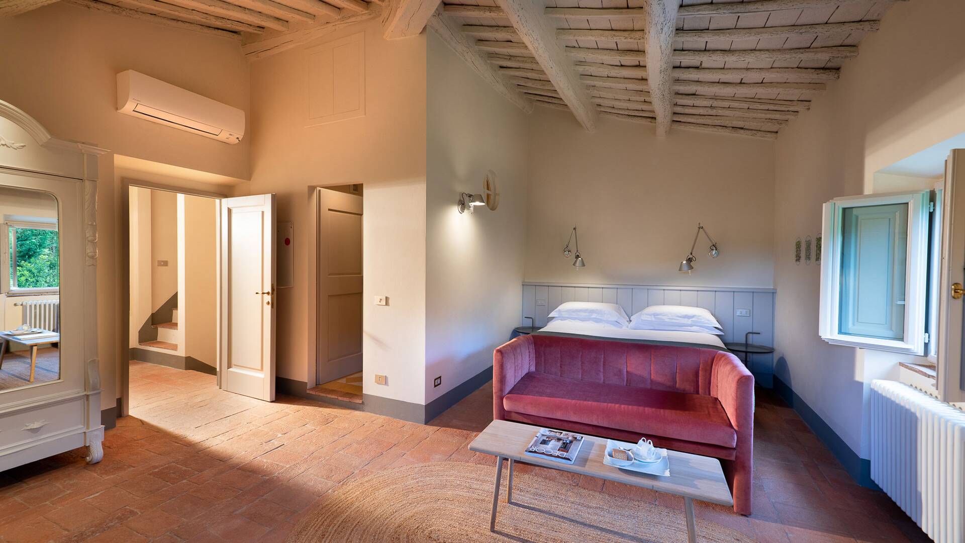 master bedroom en suite 