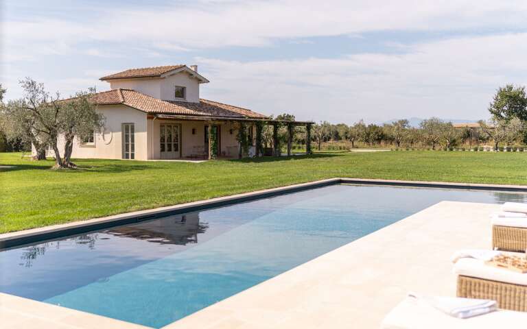 luxury vacation villa Serena for weekly rentals in Tuscany, Capalbio area