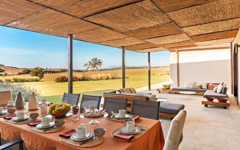 fully-equipped and comfortable pergola