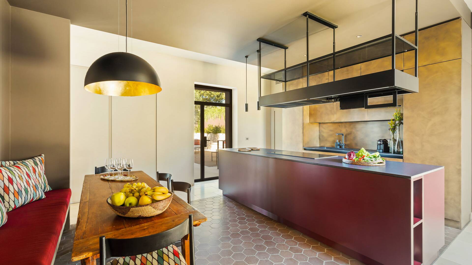 fully-equipped kitchen