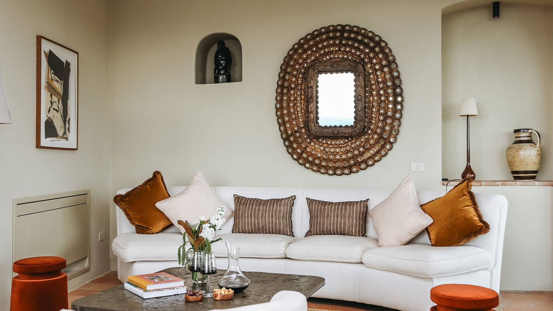 spacious living room 