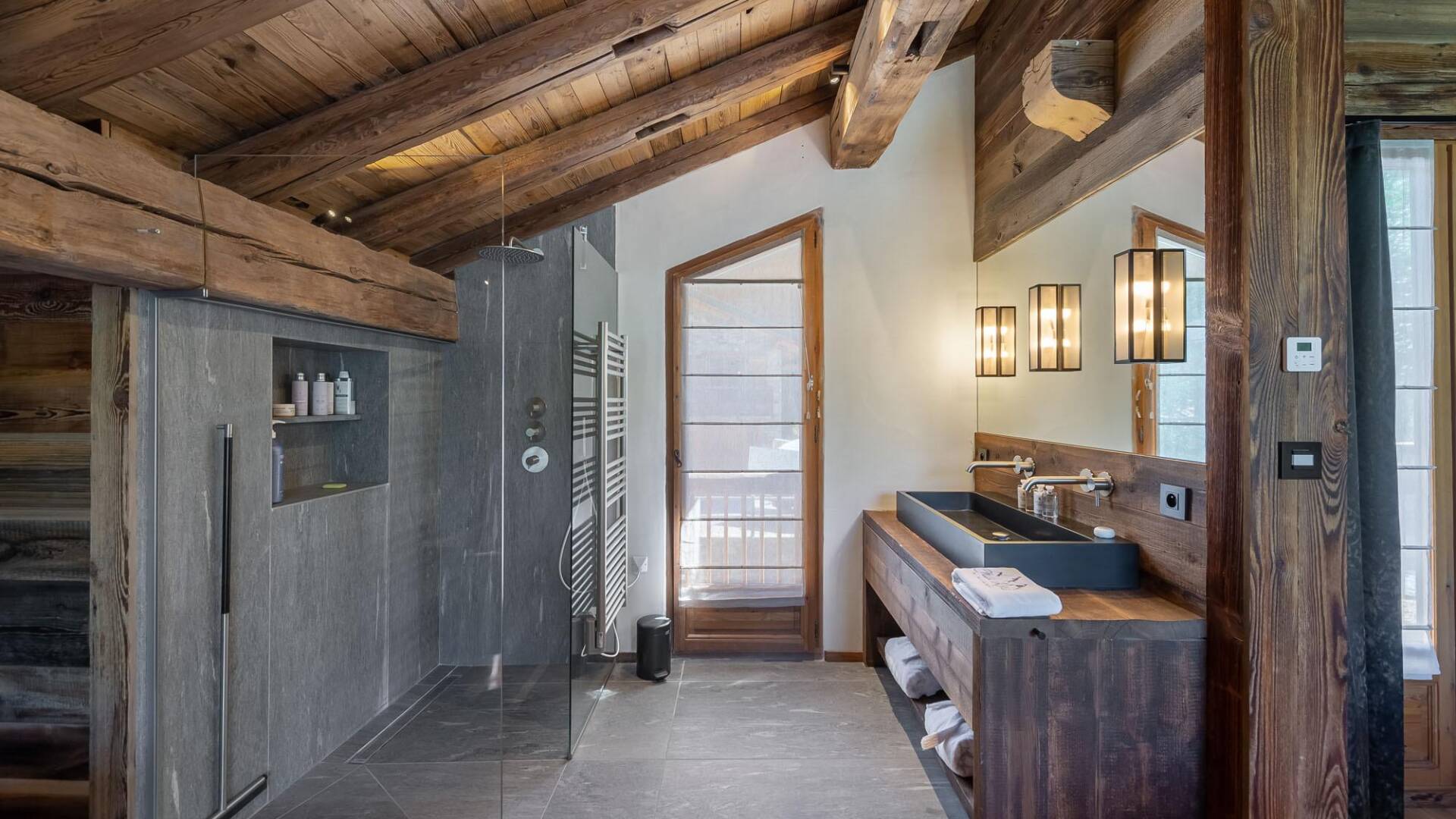 en suite bathroom 