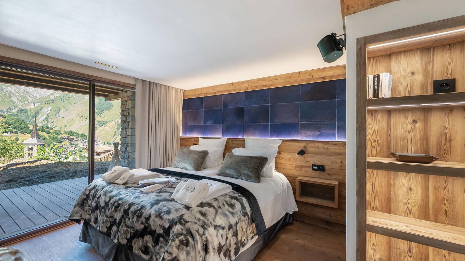 luxury Chalet Turquoise, Courchevel, France