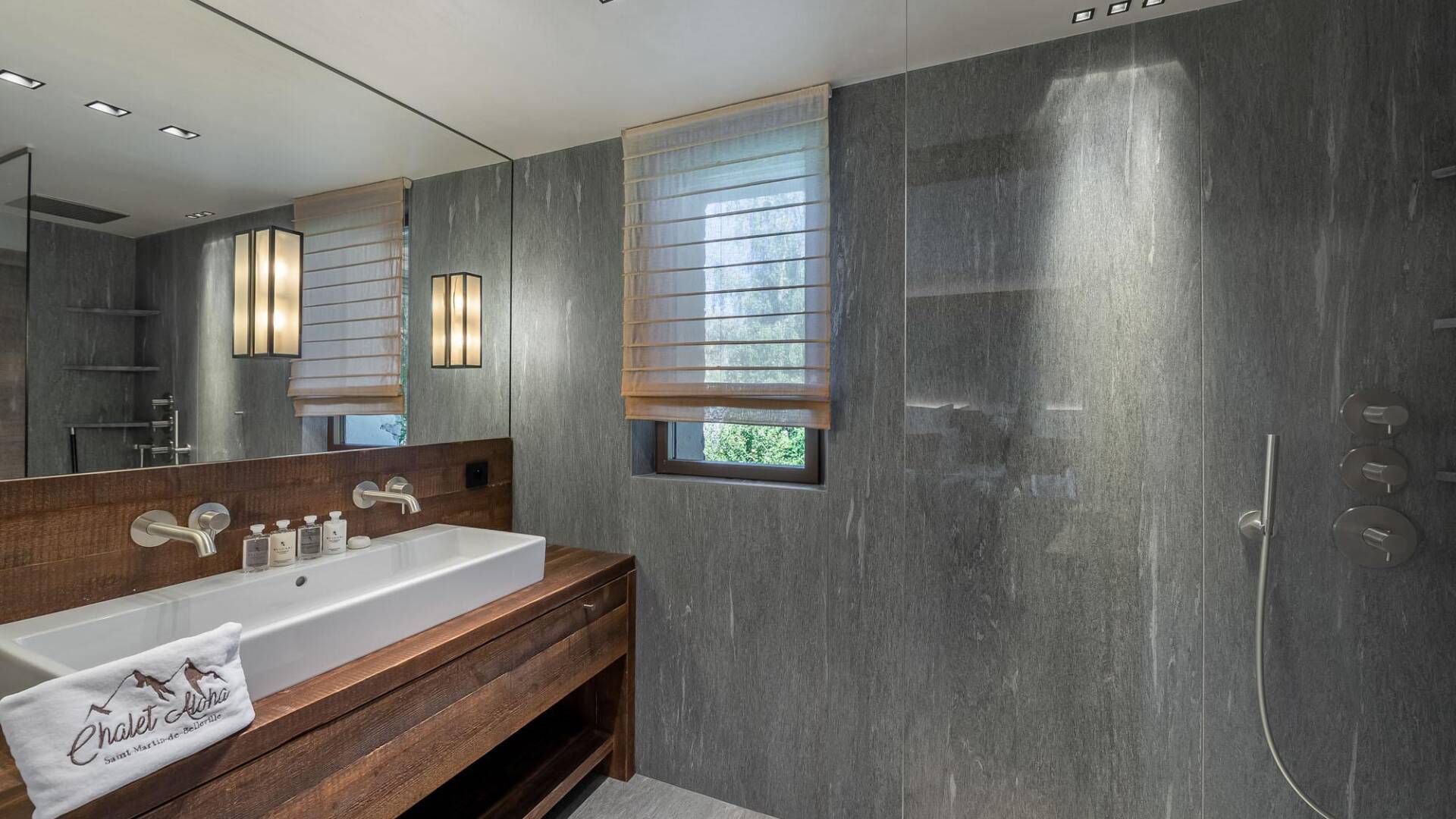 luxury Chalet Turquoise, Courchevel, France