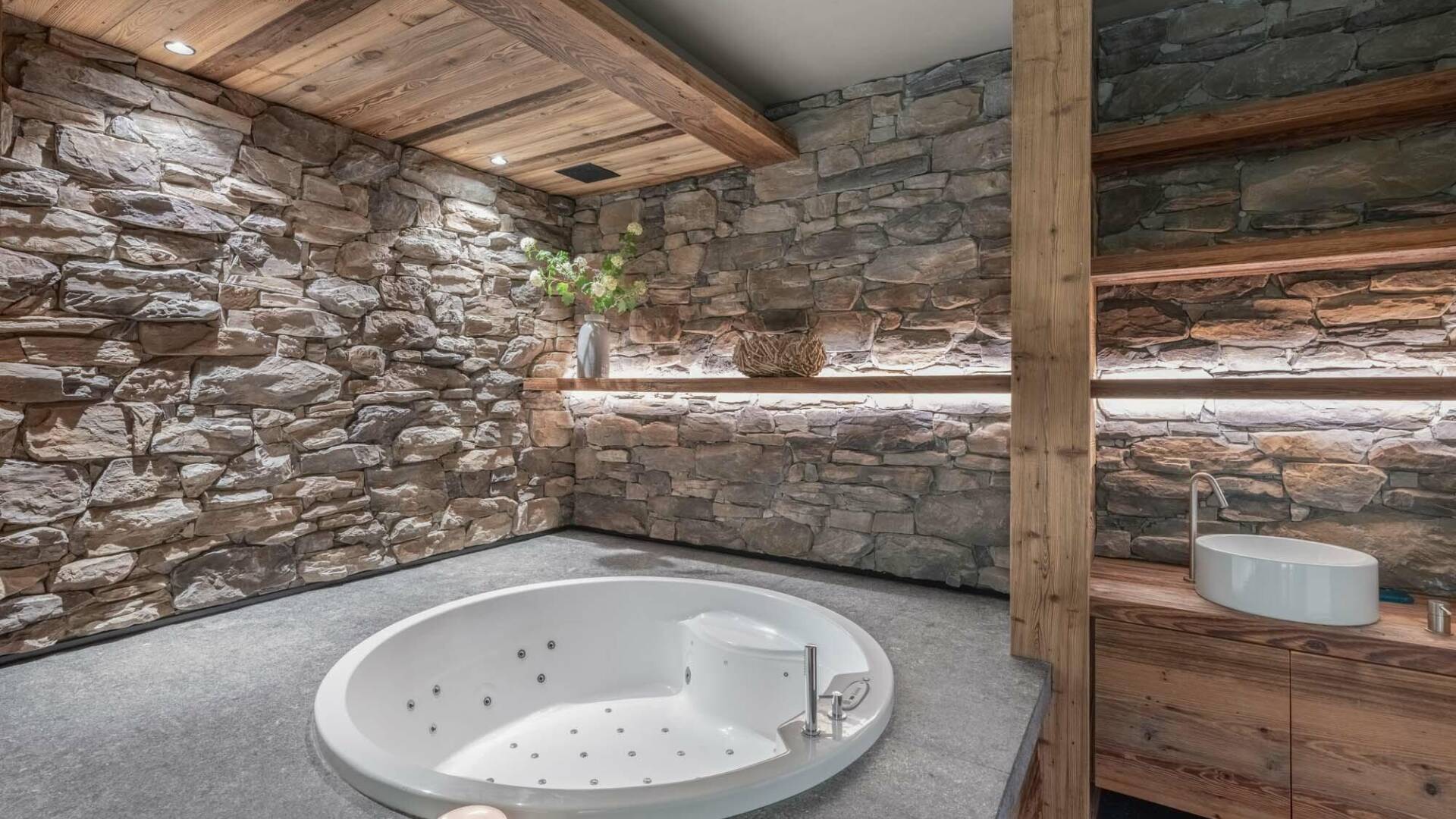 luxury Chalet Malachite for weekly rental, Méribel, France