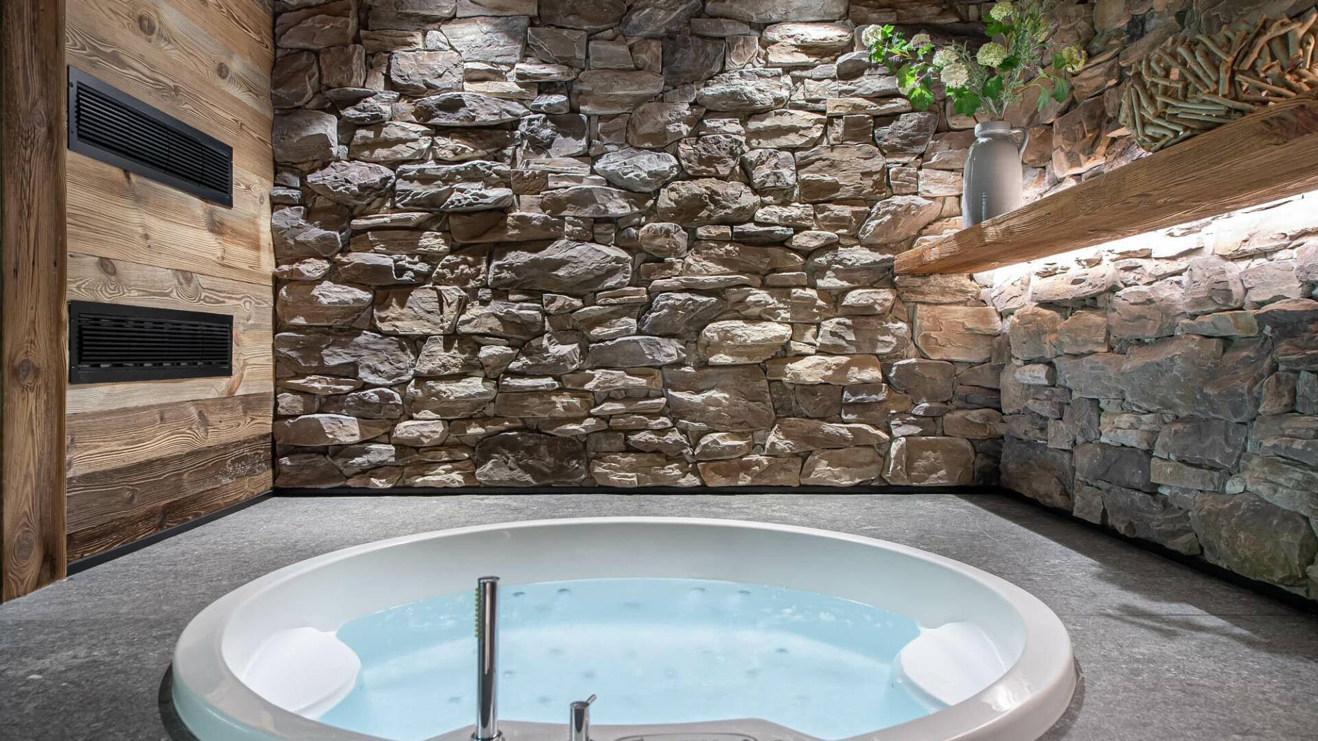 luxury Chalet Malachite for weekly rental, Méribel, France