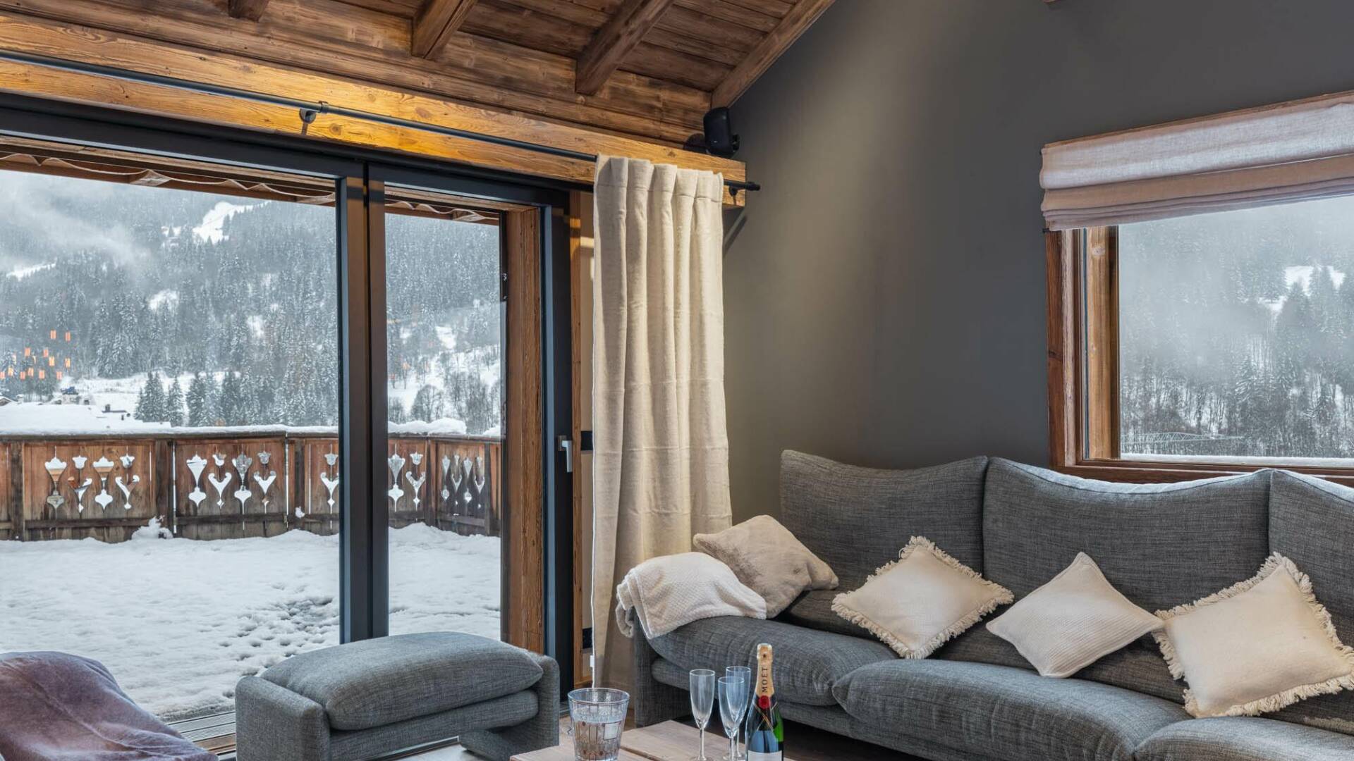 living area with comfortable sofa