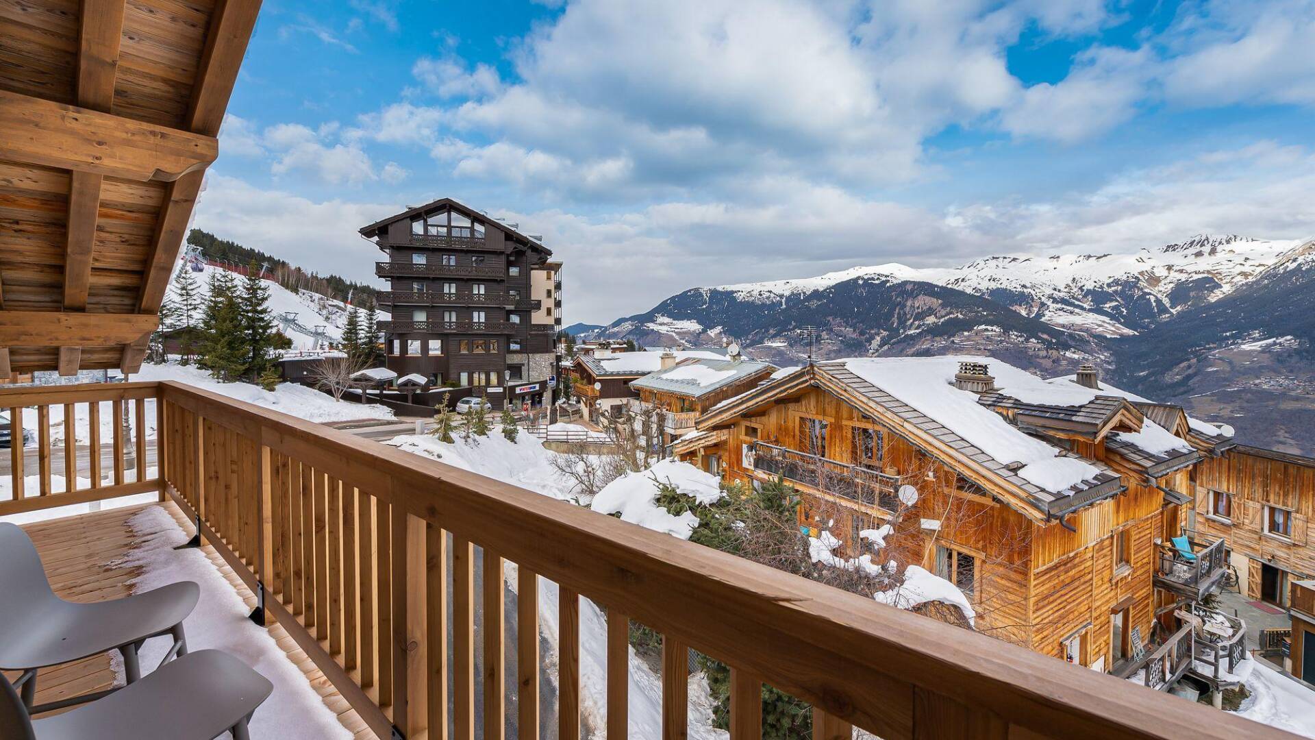 balcony with beautiful view