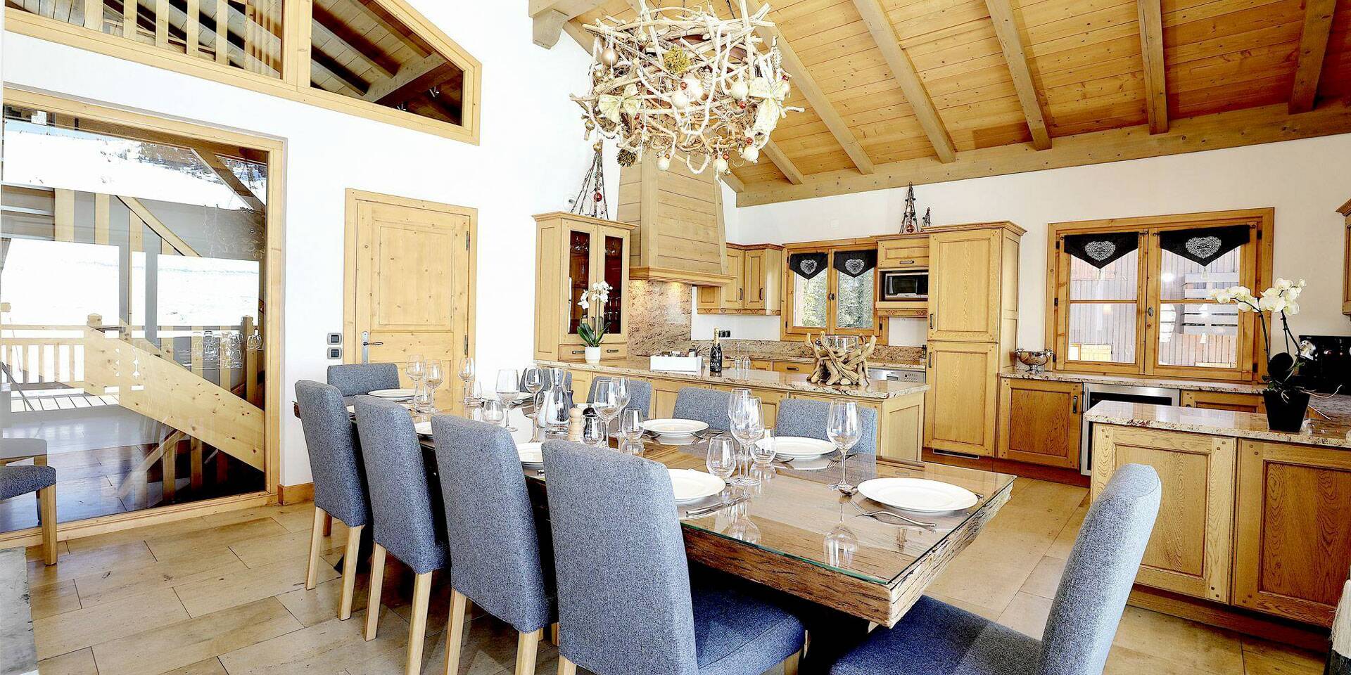 chalet citrine
