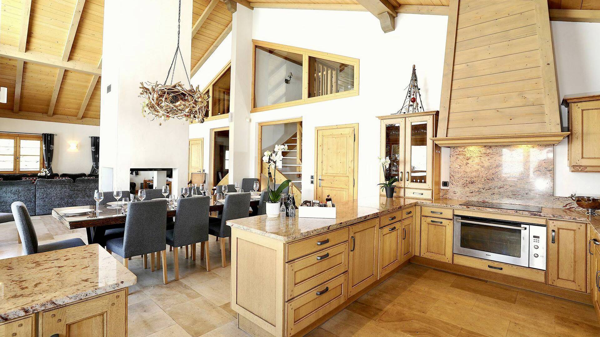 fully equipped kitchen